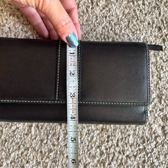 Coach Wallet - Picture 4 of 8